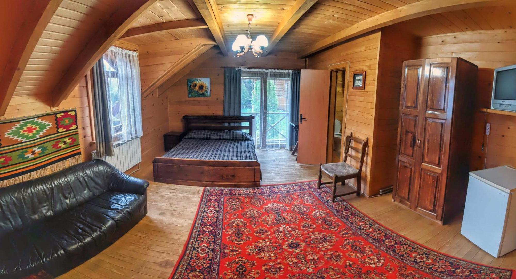 12 Months Estate Guest House Myslovka Bilik gambar