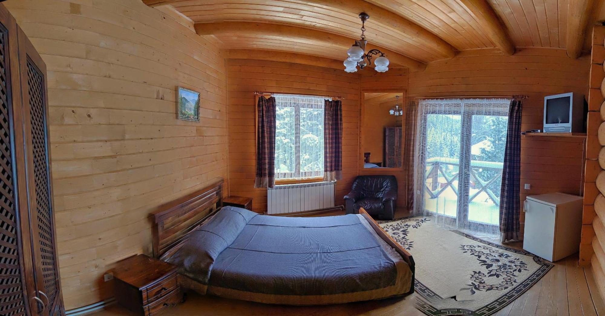 12 Months Estate Guest House Myslovka Bilik gambar