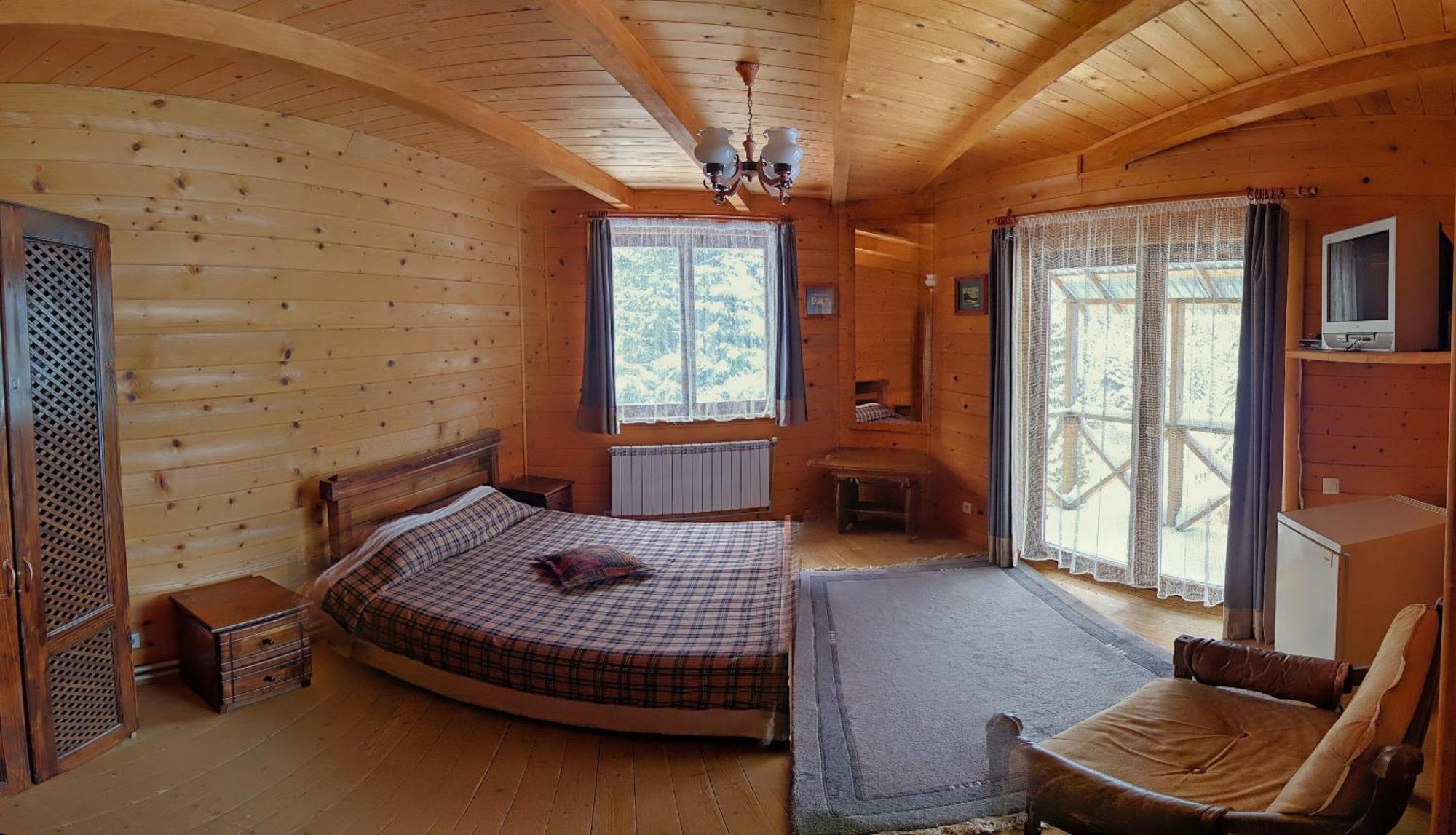 12 Months Estate Guest House Myslovka Luaran gambar