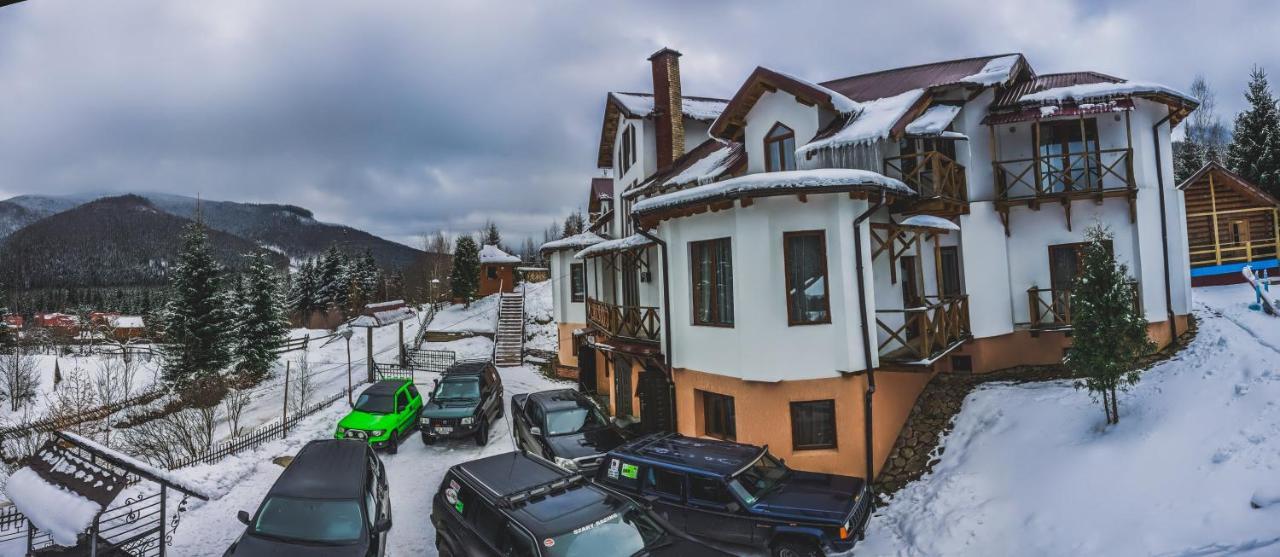12 Months Estate Guest House Myslovka Luaran gambar